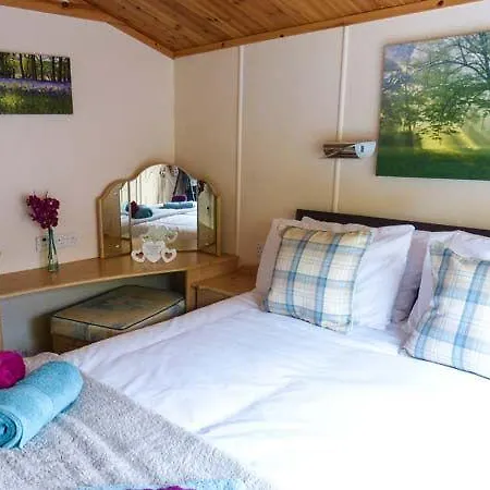 Σπίτι διακοπών Bluebell Lodge, *